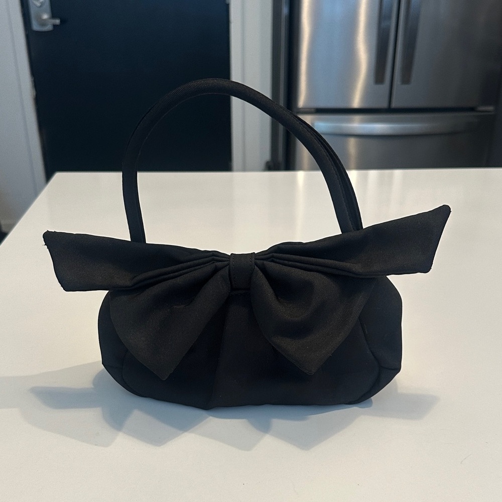 Black Bow Handbag satin-like finish
